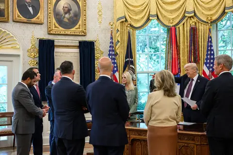 Todd Blanche confirmado como fiscal general de Trump